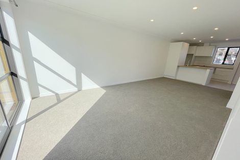 Photo of property in 9 Kaokao Lane, Mangere, Auckland, 2022