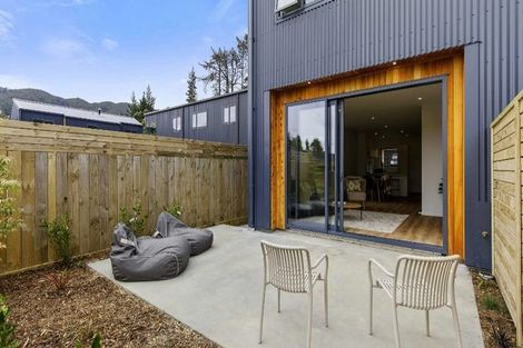 Photo of property in 9/33 Raukawa Street, Stokes Valley, Lower Hutt, 5019