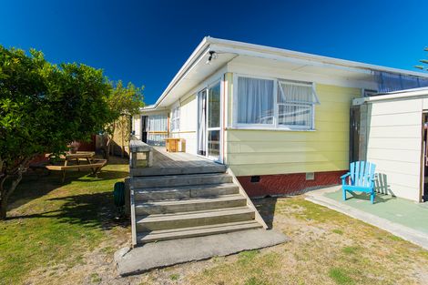 Photo of property in 103 Huxley Road, Outer Kaiti, Gisborne, 4010
