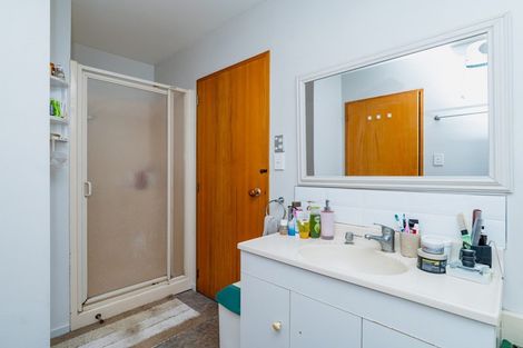 Photo of property in 23d Saunders Place, Redwood, Christchurch, 8051