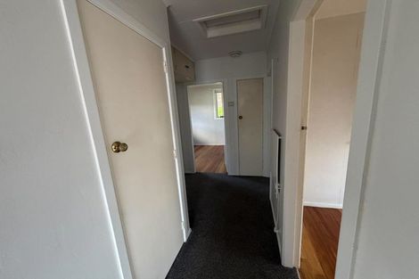 Photo of property in 5 Bird Grove, Stokes Valley, Lower Hutt, 5019