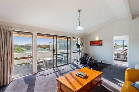 Photo of property in 4 Belvedere Avenue, Waikanae, 5036