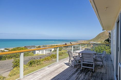 Photo of property in 9 Mangatoetoe Grove, Cape Palliser, Pirinoa, 5772