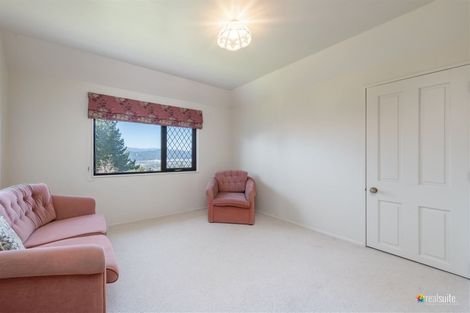 Photo of property in 104 Viewmont Drive, Harbour View, Lower Hutt, 5010