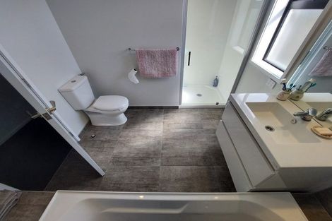 Photo of property in 2 Waitaha Place, Bell Block, New Plymouth, 4312