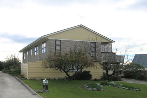 Photo of property in 11 Kauri Crescent, Snells Beach, 0920