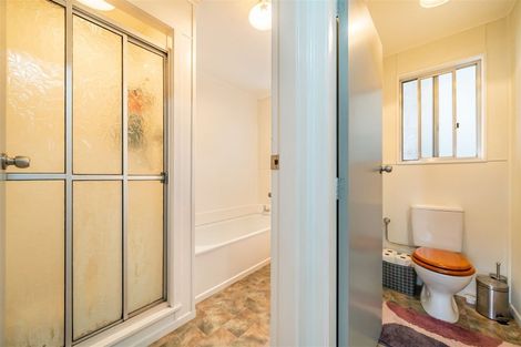 Photo of property in 1162a Fergusson Drive, Clouston Park, Upper Hutt, 5018