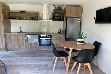 Photo of property in 15 Hau Lane, Oakura, 4314