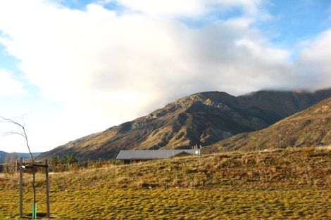 Photo of property in 64 Onslow Road, Lake Hayes, Queenstown, 9304