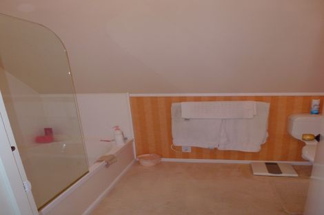 Photo of property in 14 Whitby Street, Clyde, 9330