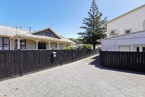 Photo of property in 29 Falkirk Avenue, Seatoun, Wellington, 6022