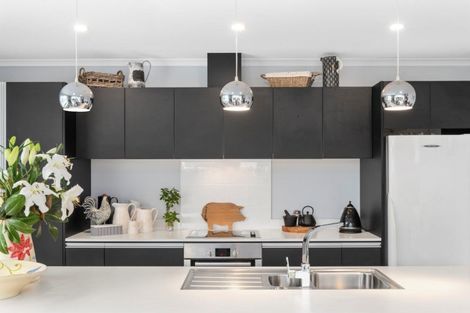 Photo of property in 11 Capstan Close, Pyes Pa, Tauranga, 3112