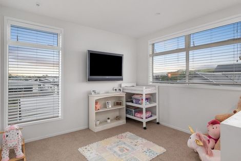 Photo of property in 38 Te Aranga Drive, Papamoa Beach, Papamoa, 3118