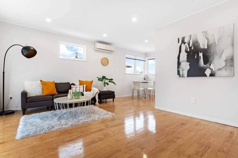 Photo of property in 79 Universal Drive, Henderson, Auckland, 0610