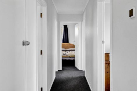 Photo of property in 6 Kamahi Avenue, Hawera, 4610