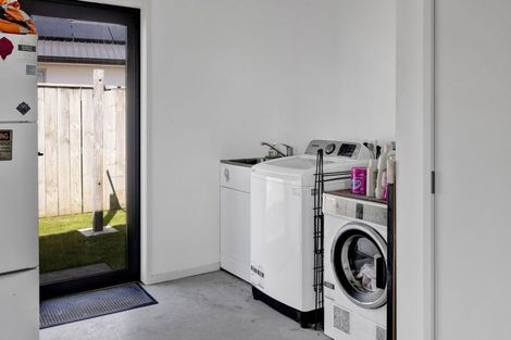 Photo of property in 35 County Drive, Hawera, 4610