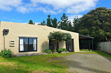 Photo of property in 91g Wade River Road, Stanmore Bay, Whangaparaoa, 0932