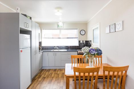 Photo of property in 46 Abraham Crescent, Milson, Palmerston North, 4414