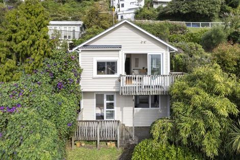 Photo of property in 117 Duncan Terrace, Kilbirnie, Wellington, 6022