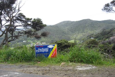 Photo of property in 23 Rayner Road, Piha, 0772