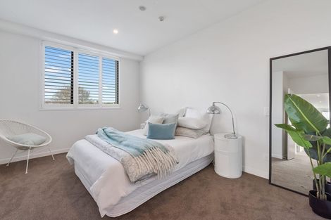 Photo of property in 201/8a Lake Pupuke Drive, Takapuna, Auckland, 0622
