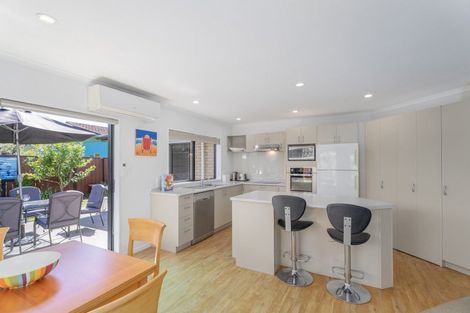 Photo of property in 1 Cobham Lane, Whitianga, 3510