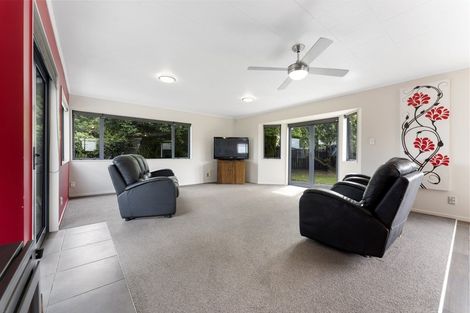 Photo of property in 26 Dalwood Grove, Highbury, Palmerston North, 4412