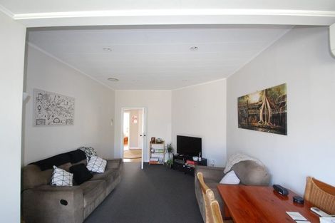 Photo of property in 69 Waiwhetu Road, Waterloo, Lower Hutt, 5011