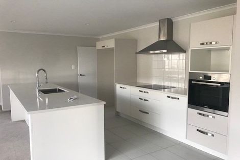 Photo of property in 86 Puhirake Crescent, Pyes Pa, Tauranga, 3112