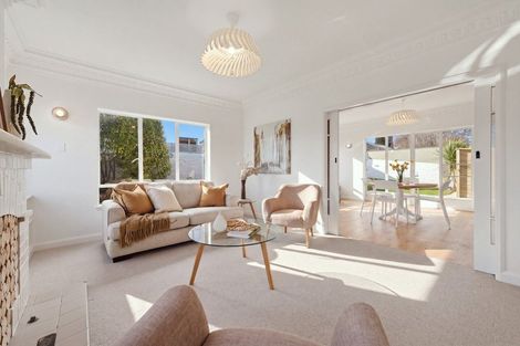 Photo of property in 48 Drivers Road, Maori Hill, Dunedin, 9010