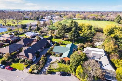 Photo of property in 1/5 Cottesmore Close, Burnside, Christchurch, 8053