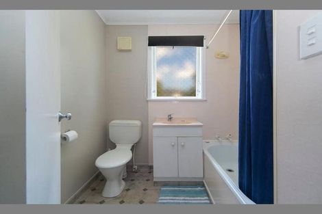 Photo of property in 2 Paewai Road, Glen Eden, Auckland, 0602