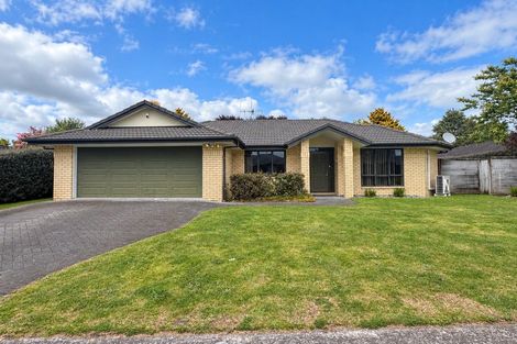 Photo of property in 18 Malbec Place, Rototuna, Hamilton, 3210