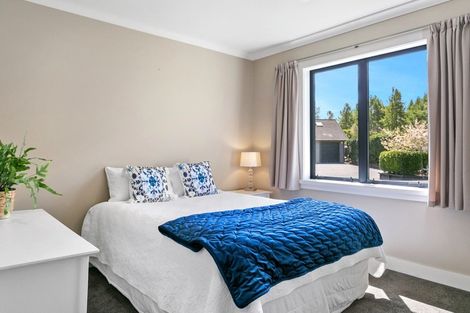 Photo of property in 1 Flaxen Way, Kinloch, Taupo, 3377