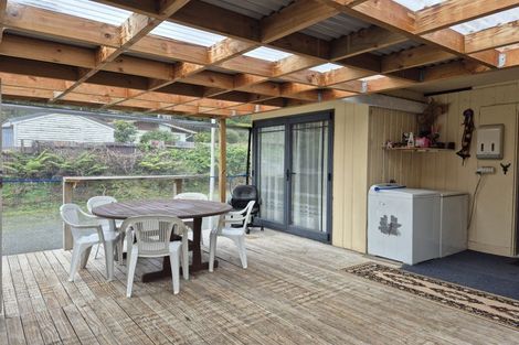 Photo of property in 395 Edward Street, Coromandel, 3506