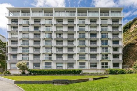 Photo of property in The Capital, 16/370 Oriental Parade, Oriental Bay, Wellington, 6011