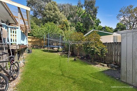 Photo of property in 2/55 Ennis Avenue, Pakuranga Heights, Auckland, 2010