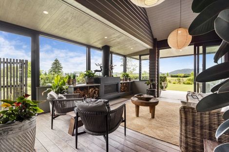 Photo of property in 162 Monument Road, Clevedon, Papakura, 2582