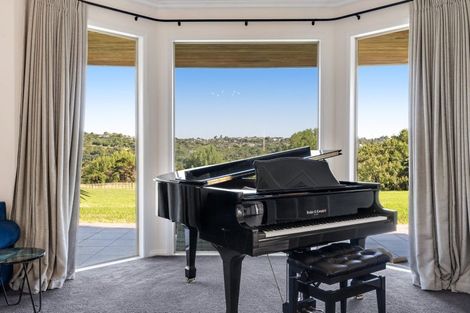 Photo of property in 204 Broomfields Road, Whitford, Howick, 2571