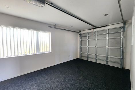 Photo of property in 74a Thompson Terrace, Manurewa, Auckland, 2102