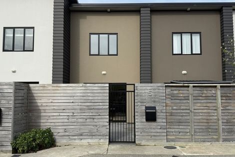 Photo of property in 5/9 Surrey Street, Tawa, Wellington, 5028