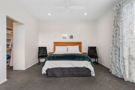 Photo of property in 121 Charleston Avenue, Whangamata, 3620