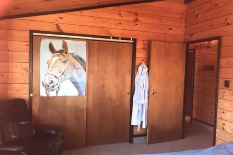 Photo of property in 9 Cassandra Street, Stratford, 4332