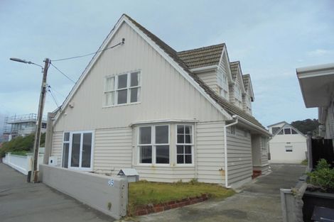 Photo of property in 35a Marine Parade, Seatoun, Wellington, 6022