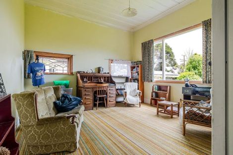 Photo of property in 42 Alfredton Road, Eketahuna, 4900