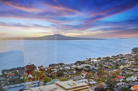 Photo of property in Sentinel Apartments, 2403/3 Northcroft Street, Takapuna, Auckland, 0622