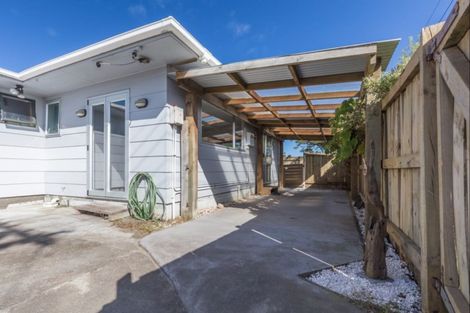 Photo of property in 40 Himatangi Street, Himatangi Beach, Foxton, 4891