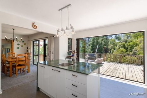 Photo of property in 243 Katherine Mansfield Drive, Whitemans Valley, Upper Hutt, 5371