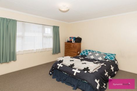Photo of property in 11 Colonial Place, Kelvin Grove, Palmerston North, 4414