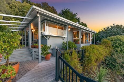 Photo of property in 362 Marine Drive, Charteris Bay, Governors Bay, 8971